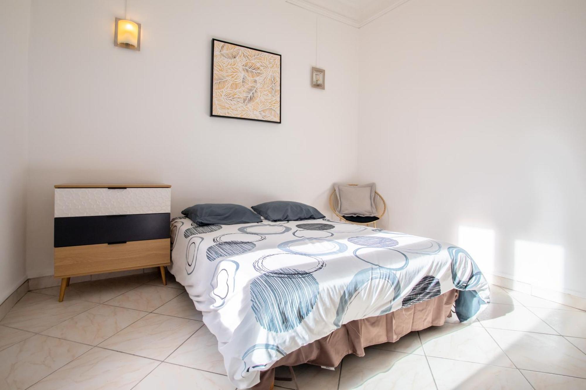 Le Albert 1Er Beziers Appartements Tout Equipes Exterior photo